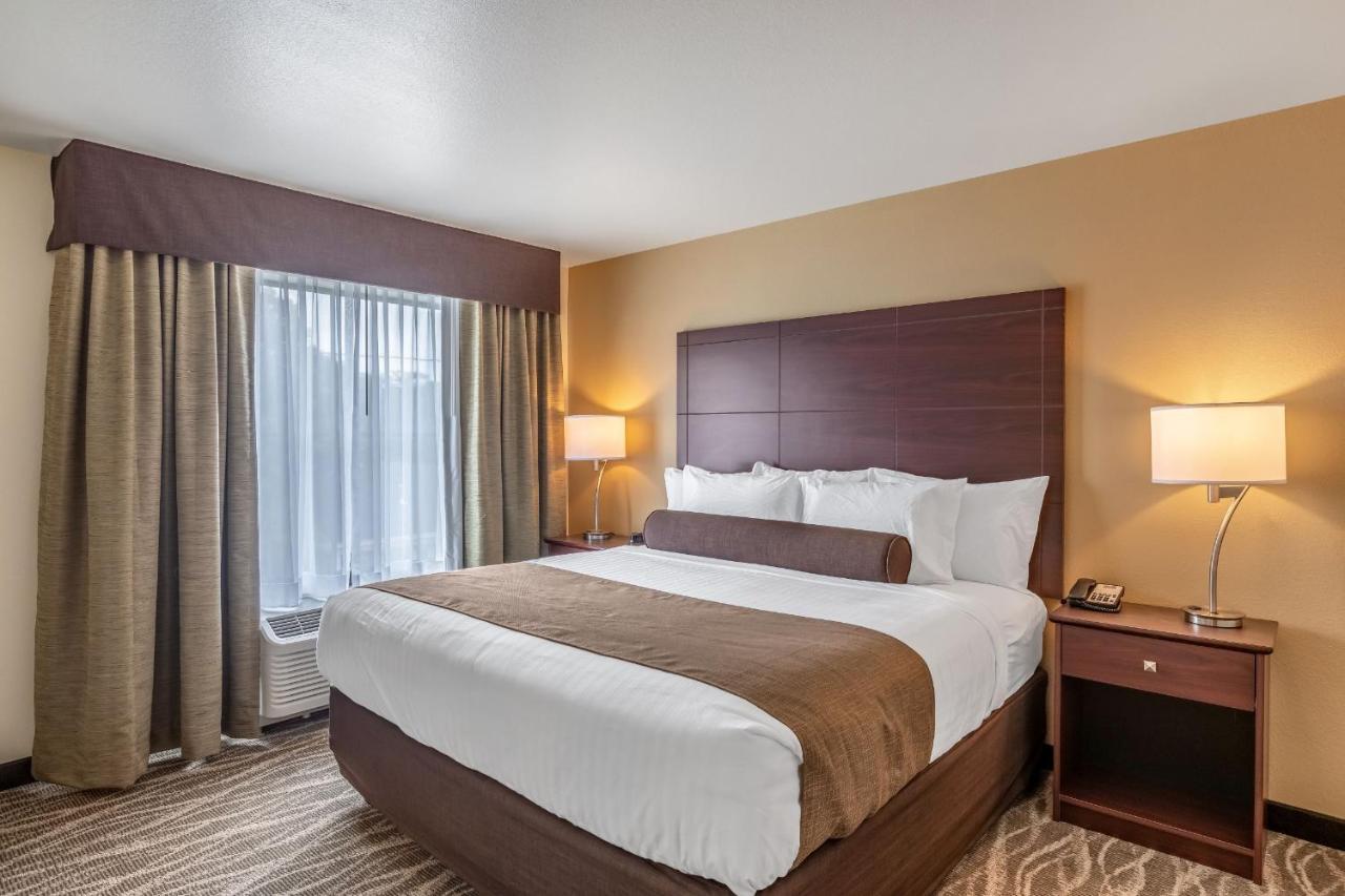 Cobblestone Hotel & Suites - Stevens Point Zewnętrze zdjęcie